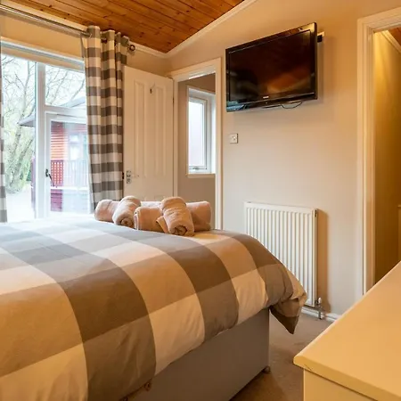 Brightwater Lodge - White Cross Bay Windermere